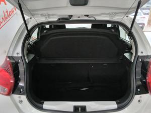 Toyota Vitz 1.0 XR manual - Image 15