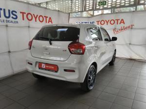 Toyota Vitz 1.0 XR manual - Image 2