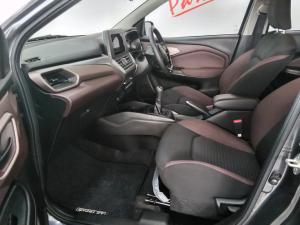 Toyota Starlet Cross 1.5 XS manual - Image 7