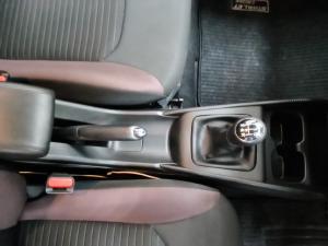 Toyota Starlet Cross 1.5 XS manual - Image 11
