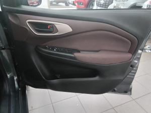Toyota Starlet Cross 1.5 XS manual - Image 22