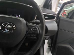 Toyota Corolla 1.8 HEV XR - Image 10