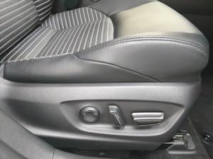 Toyota Corolla 1.8 HEV XR - Image 17