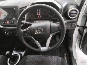 Toyota Vitz 1.0 XR manual - Image 8