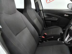 Toyota Vitz 1.0 XR manual - Image 13