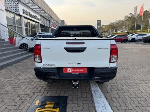 Toyota Hilux 2.4GD-6 double cab Raider manual - Image 5