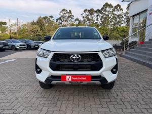 Toyota Hilux 2.4GD-6 double cab Raider manual - Image 4