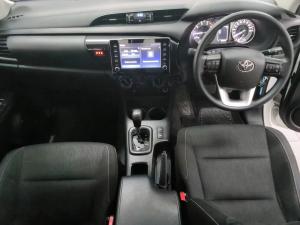 Toyota Hilux 2.4GD-6 double cab 4x4 Raider auto - Image 6