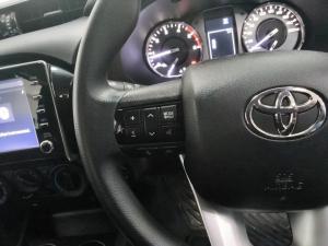 Toyota Hilux 2.4GD-6 double cab 4x4 Raider auto - Image 9