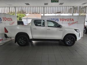 Toyota Hilux 2.4GD-6 double cab 4x4 Raider auto - Image 3