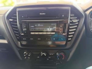 Isuzu D-MAX 1.9 Ddi L 4X4 D/C - Image 17