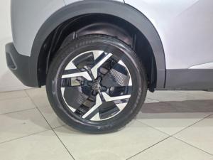 Peugeot 2008 1.2T Allure - Image 6