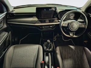 Suzuki Swift 1.2 GLX manual - Image 17