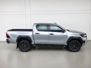 Toyota Hilux 2.8GD-6 double cab 4x4 Legend auto - Image 3