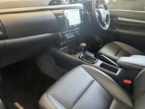 Toyota Hilux 2.8GD-6 double cab 4x4 Legend auto - Image 9