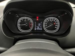 Suzuki Vitara Brezza 1.5 GL S-Edition auto - Image 7