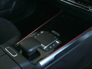 Mercedes-Benz GLB GLB250 Progressive - Image 9