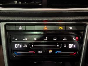Volkswagen T-Roc 2.0TSI 4Motion Design - Image 18