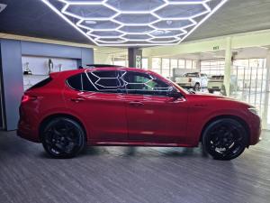 Alfa Romeo Stelvio Estrema 2.0T AWD - Image 12