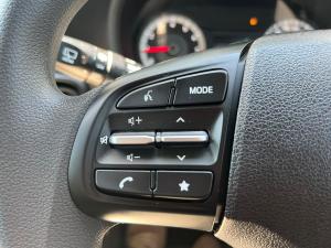 Hyundai Grand i10 1.0 Premium hatch - Image 22