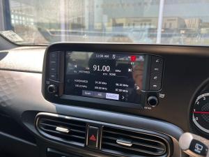 Hyundai Grand i10 1.0 Premium hatch - Image 24