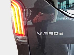 Mercedes-Benz V250d Avantgarde AMG automatic - Image 16