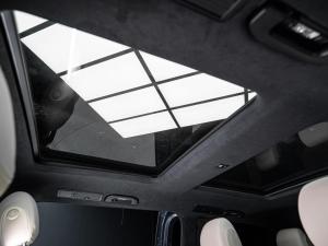Mercedes-Benz V-Class V300d Exclusive - Image 26