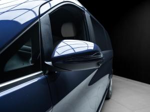 Mercedes-Benz V-Class V300d Exclusive - Image 4
