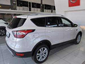 Ford Kuga 1.5T Ambiente auto - Image 9