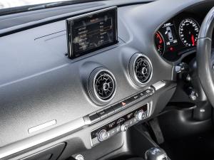 Audi A3 sedan 30TFSI - Image 18