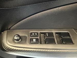 Suzuki Swift 1.2 GL manual - Image 17