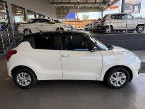 Suzuki Swift 1.2 GL manual - Image 4