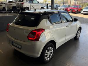 Suzuki Swift 1.2 GL manual - Image 5