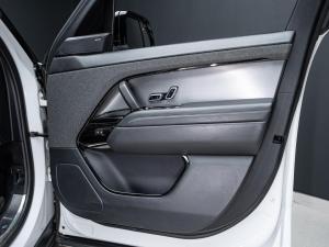 Land Rover Range Rover Sport D350 Dynamic SE - Image 17
