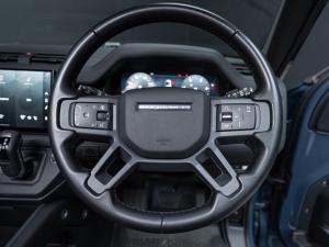 Land Rover Defender 110 D250 X-Dynamic SE - Image 18