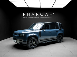 Land Rover Defender 110 D250 X-Dynamic SE - Image 1