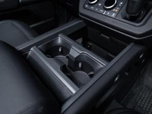 Land Rover Defender 110 D250 X-Dynamic SE - Image 21