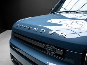 Land Rover Defender 110 D250 X-Dynamic SE - Image 6