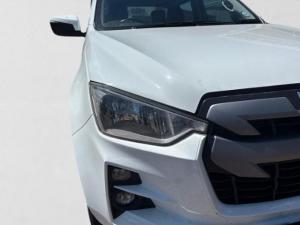 Isuzu D-Max 1.9TD double cab LS auto - Image 10