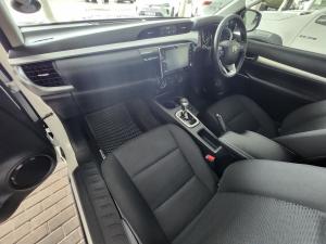 Toyota Hilux 2.8GD-6 single cab Raider auto - Image 7