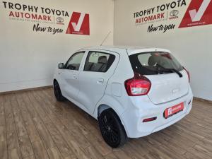 Toyota Vitz 1.0 XR manual - Image 16