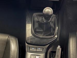 Toyota Fortuner 2.4GD-6 manual - Image 11