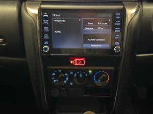 Toyota Fortuner 2.4GD-6 manual - Image 13