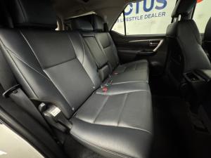 Toyota Fortuner 2.4GD-6 manual - Image 15