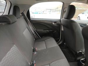 Toyota Etios Cross 1.5 Xs - Image 15