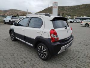 Toyota Etios Cross 1.5 Xs - Image 18