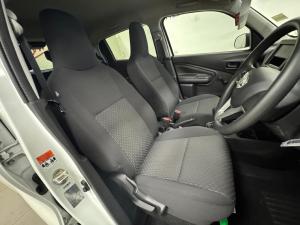 Toyota Vitz 1.0 - Image 14