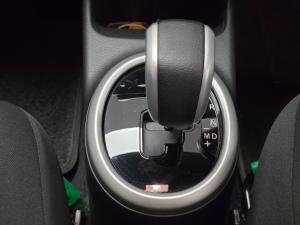 Toyota Vitz 1.0 XR auto - Image 10