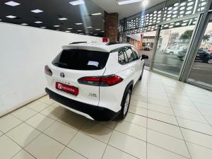 Toyota Corolla Cross 1.8 Hybrid XS - Image 2
