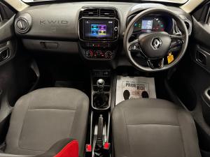 Renault Kwid 1.0 Techno manual - Image 6